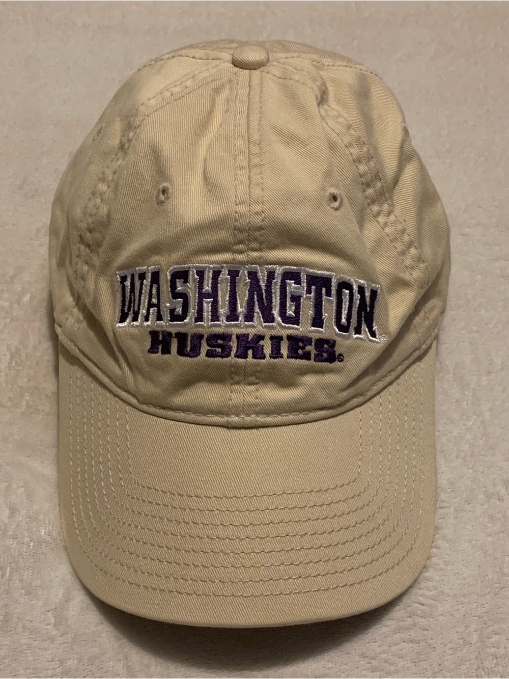 University of Washington Huskies hat